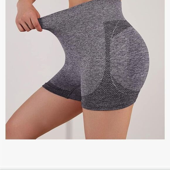 Amazon Butt Scrunch Shorts High Waistband and Moisture-Wicking Fabric Bundle - Picture 14 of 16